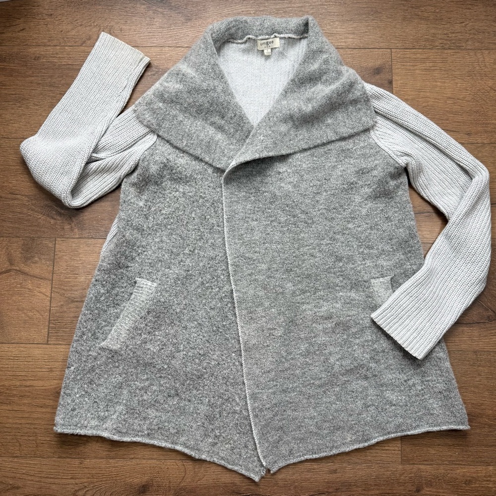 UMGEE‎ Cozy Gray cardigan
